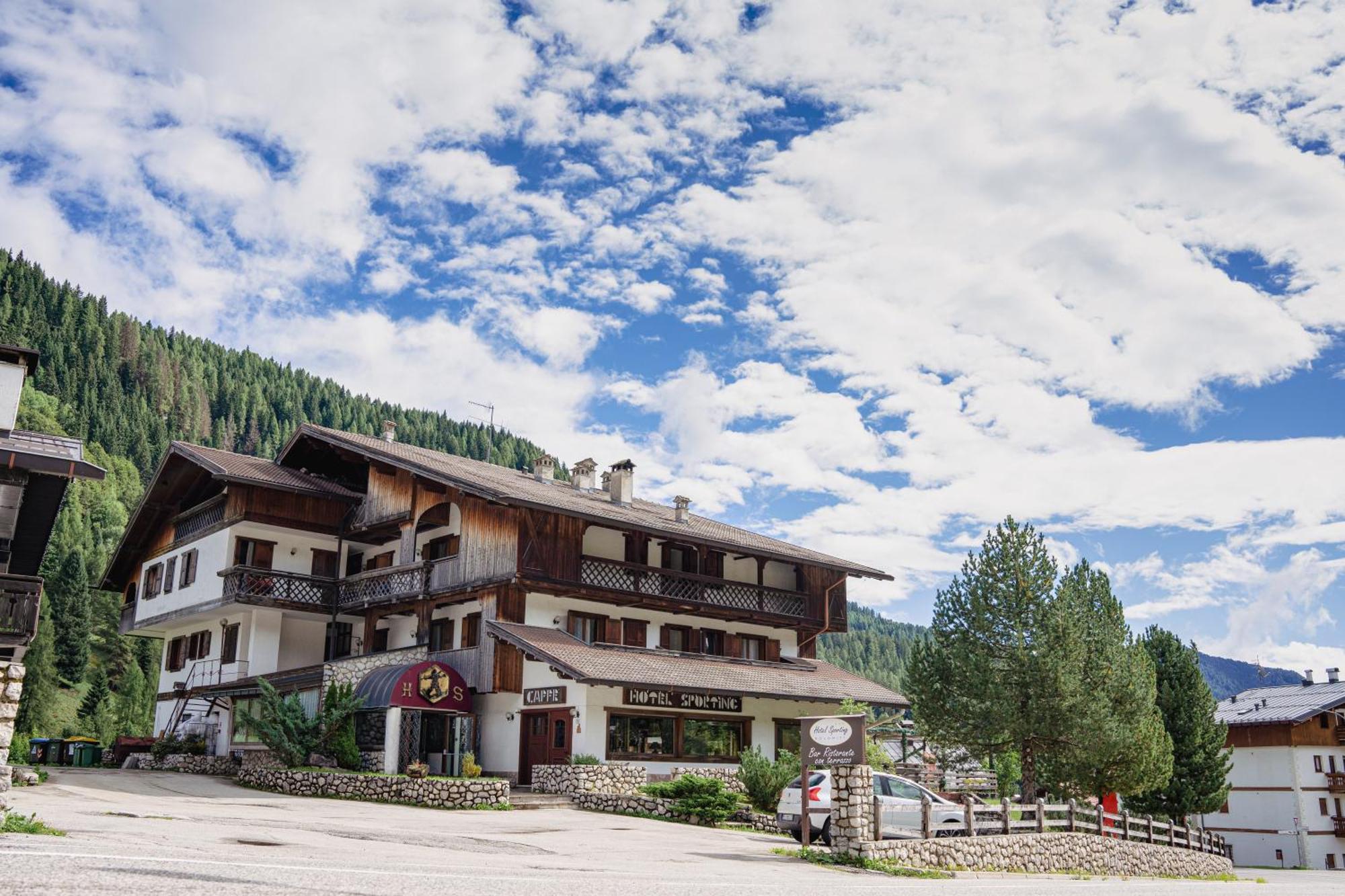 Hotel Sporting ヴァル・ディ・ゾルド エクステリア 写真