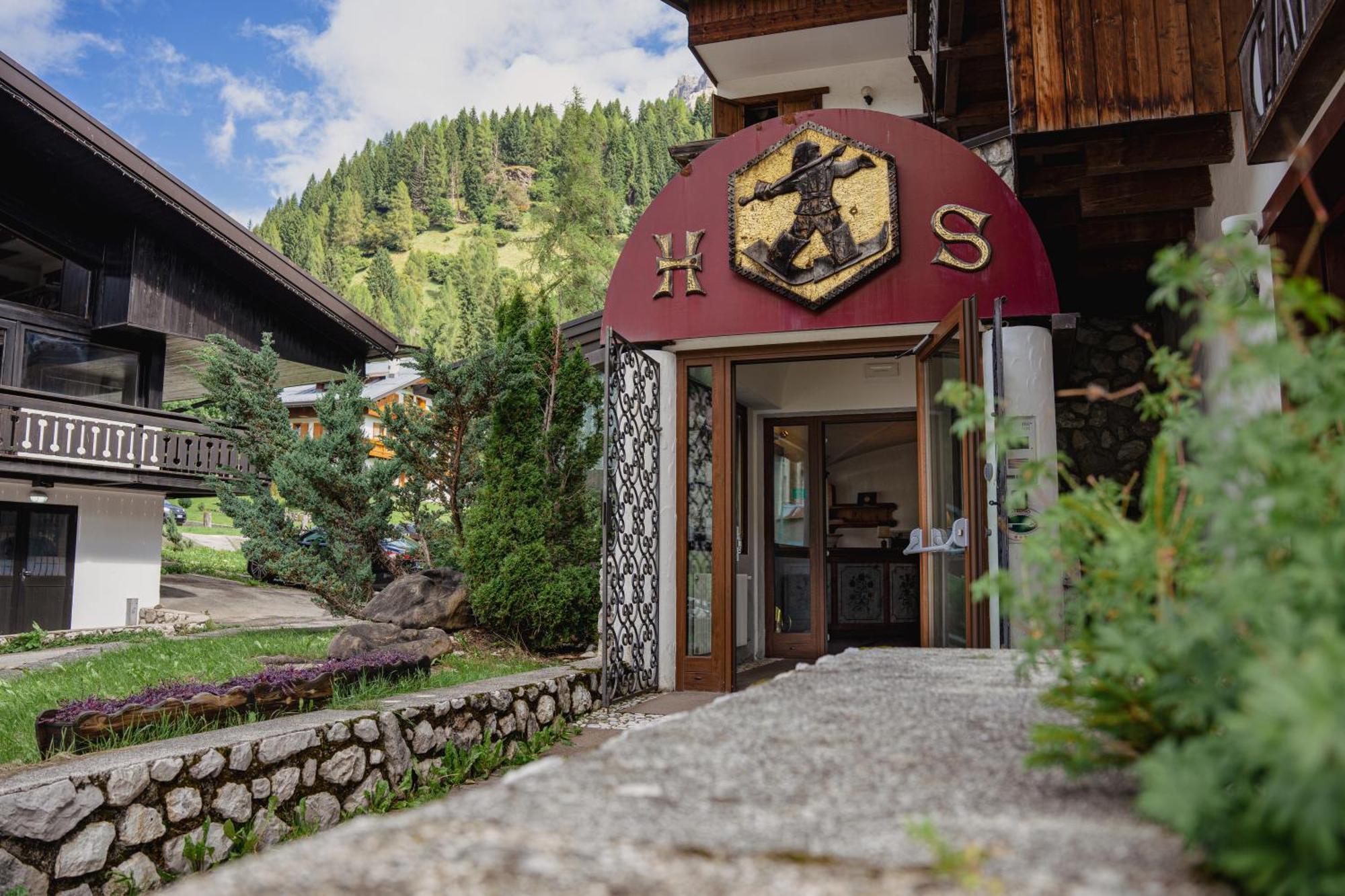 Hotel Sporting ヴァル・ディ・ゾルド エクステリア 写真