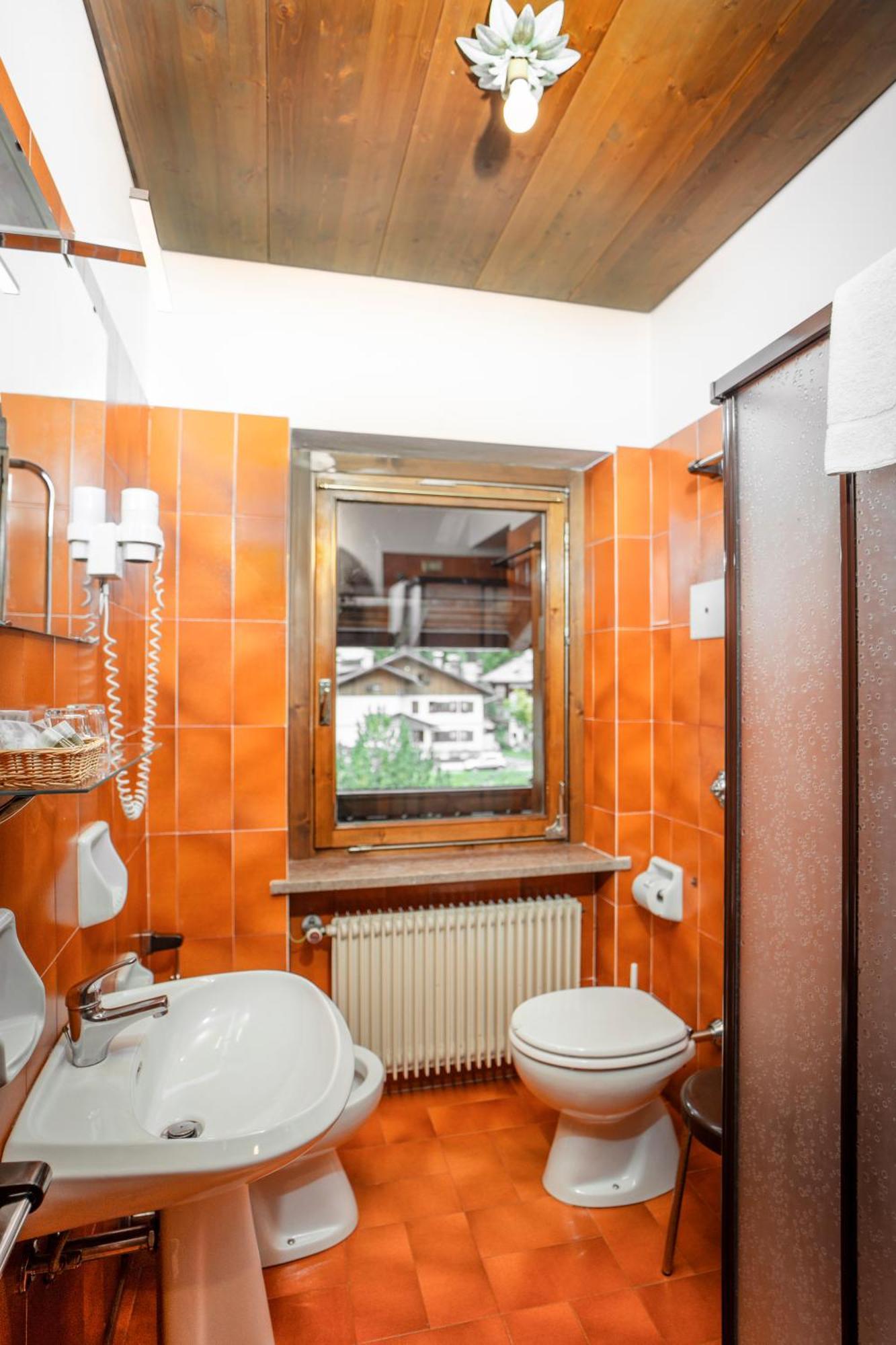 Hotel Sporting ヴァル・ディ・ゾルド エクステリア 写真